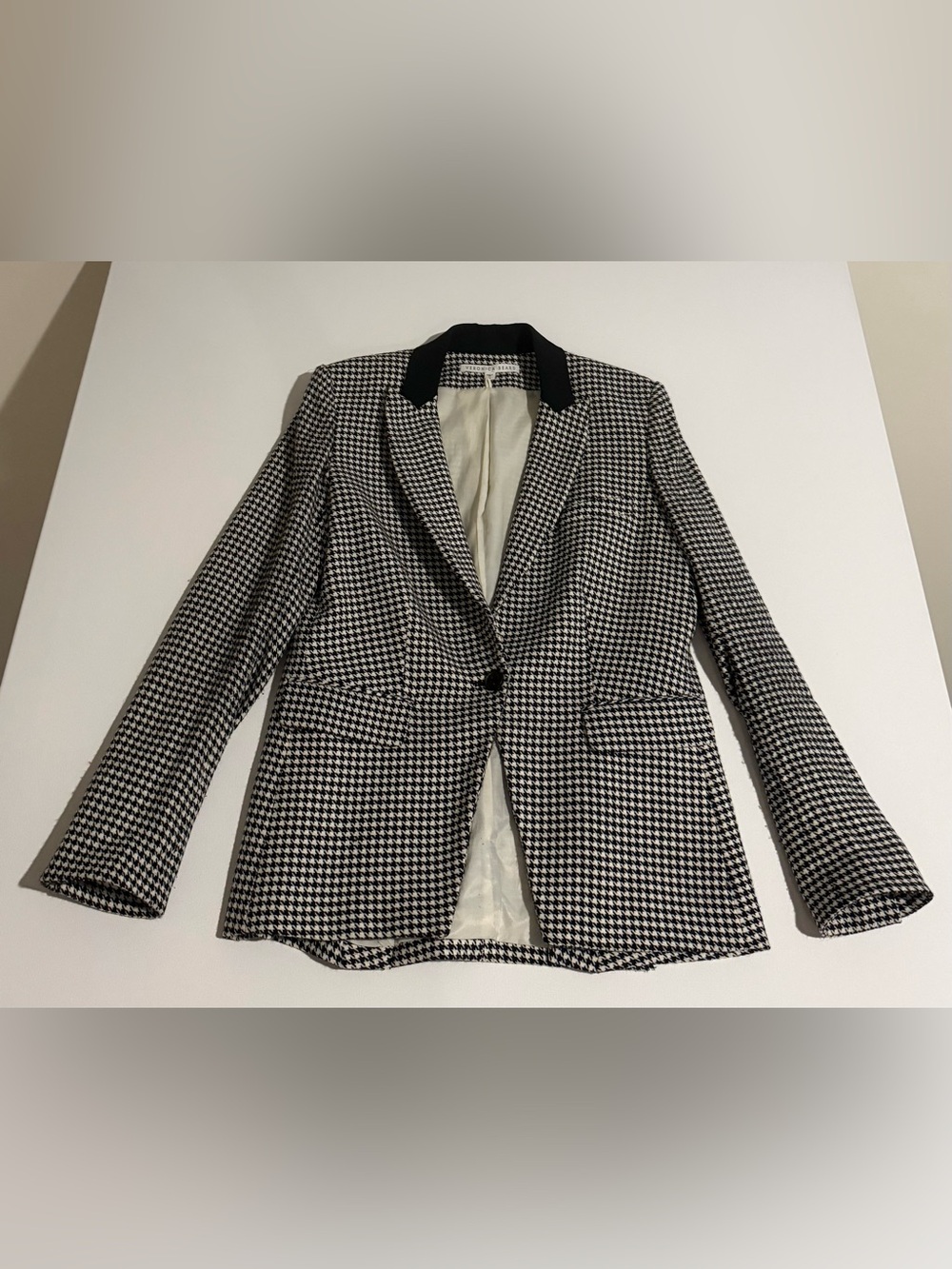 Veronica Beard Black & White Houndstooth Single-Button Blazer